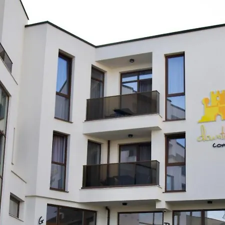 Хотел Downtown Hotel And B&B