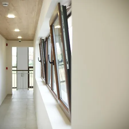 Хотел Downtown Hotel And B&B Бургас