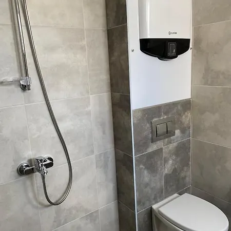 Downtown Hotel And B&B Хотел Бургас