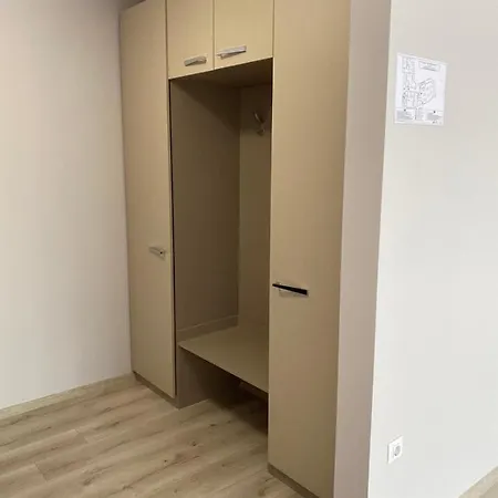 Хотел Downtown Hotel And B&B Бургас